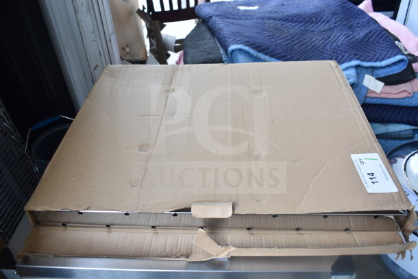 BRAND NEW SCRATCH AND DENT! 190HFC1616S 16"x16"x2" stainless steel hood filter in cardboard packaging.