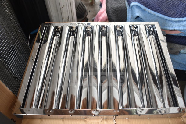 Brand new 190HFC1616S stainless steel hood filter, 16"x16"x2". Minor scratches and dents visible.