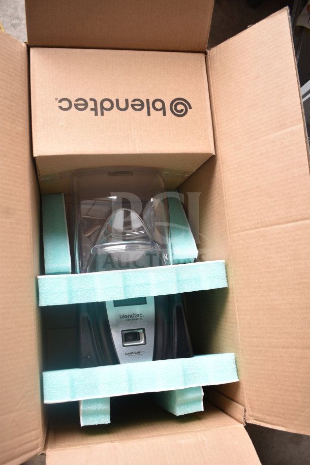 BRAND NEW Blendtec Connoisseur 825 Blender in packaging, with sound enclosure and two WildSide+ Jars, 120V.