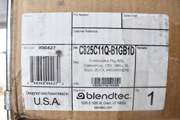 Blendtec C825C11Q-B1GB1D Connoisseur 825 Blender box label, 120V, 1 Phase, includes barcode and company address.