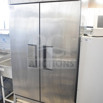 2017 True T-35 Commercial 2 Door Reach-In Cooler, stainless steel, 115V, 1 Phase, visible True brand label, good condition.