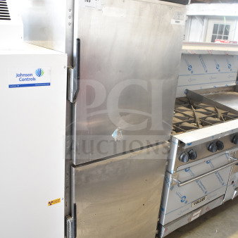HU18-671-120 Commercial Heated Holding Cabinet with casters, stainless steel, dials, digital display, used condition.