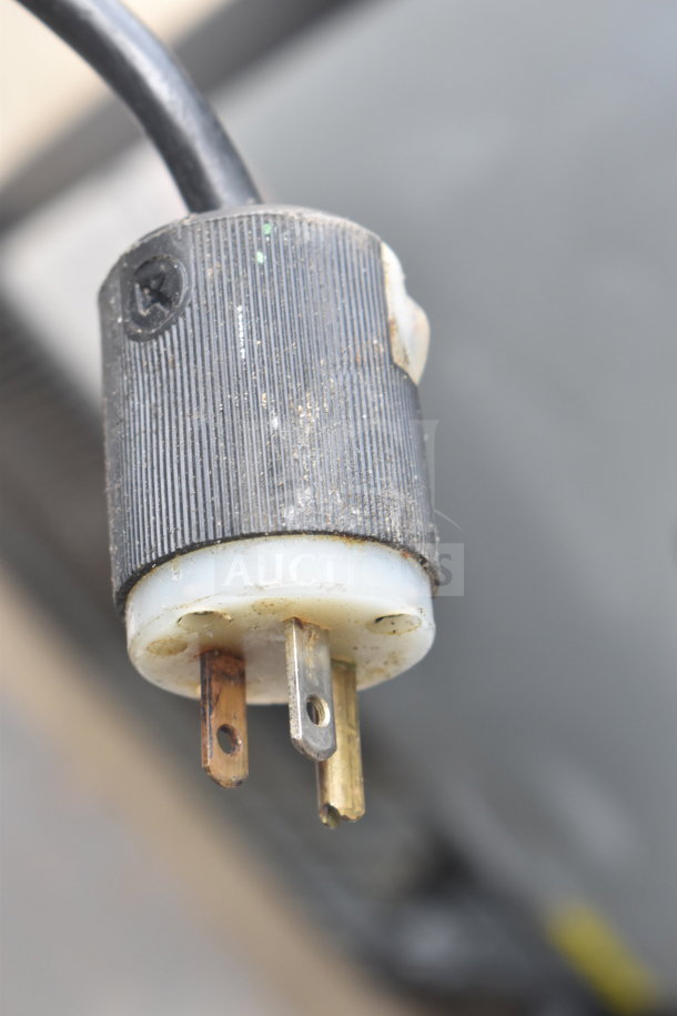 Rusty power plug of Star Holman QCS-1-350 toaster oven. 120 Volts, 1 Phase. Condition suggests need for maintenance.