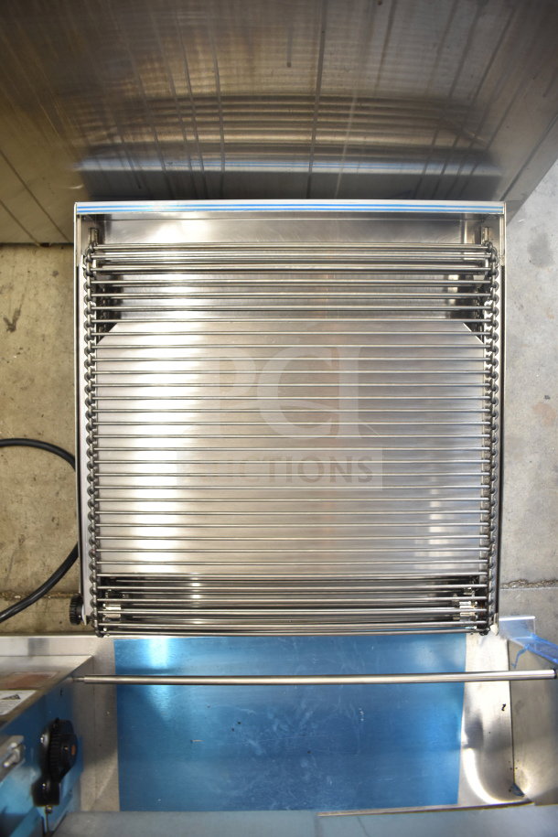 Brand new Prince Castle 297 T9 countertop bun toaster, commercial use, 115V, 1 Phase, scratch and dent condition.