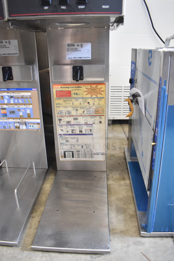 Bunn IC3 commercial countertop iced tea machine with 120/208 volts, 1 phase. Features brewing instructions and Bunn labeling.