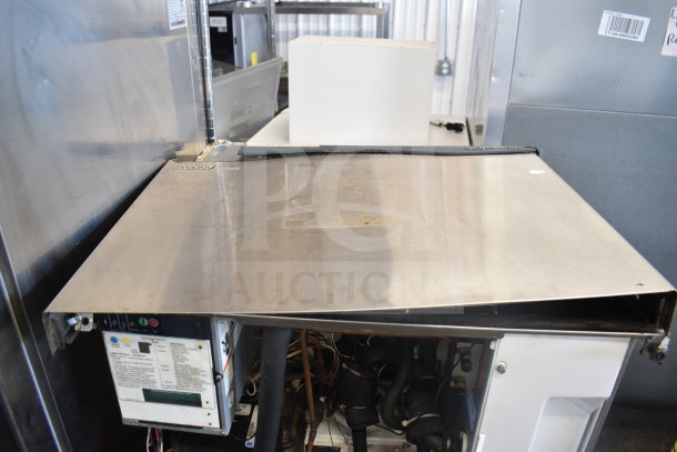 Scotsman Prodigy C0530SA-1B ice machine head on bin, 115V, 1 Phase. Visible controls and operational details.