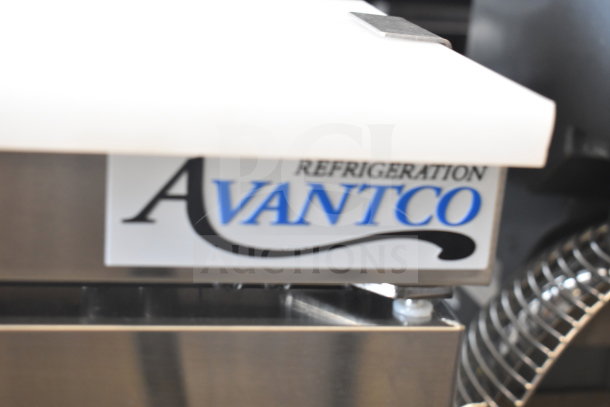 Brand new Avantco 178APT36HC sandwich prep table with logo. 115 volts, 1 phase, minor cosmetic scratches.