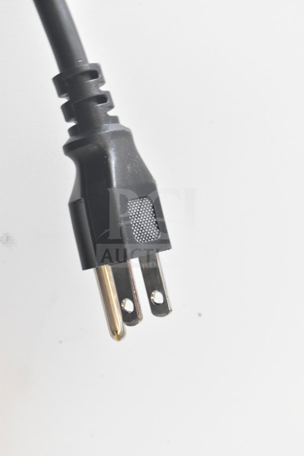 Power plug for Avantco 178APT36HC Sandwich Salad Prep Table, 115 Volts, 1 Phase, shown close-up, new condition.