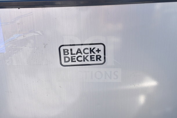 4 mini coolers, including Black & Decker, Vissani. 120 volts, 1 phase. Durable construction with visible branding.