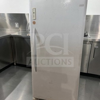 Frigidaire FFU21F5HWY 20 Cu. Ft. upright freezer, white, 33" wide, 115V, CSA certified. Tested, operational, minor exterior wear.