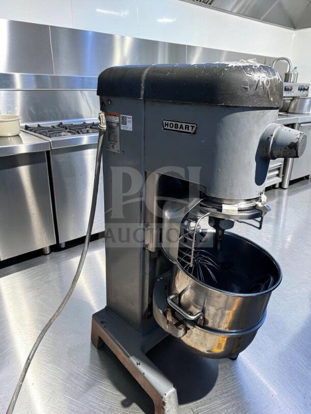 Hobart D340 Automix 40 Qt mixer with stainless steel bowl and heavy-duty hook, 1.5 HP, 208V, 3 phase, UL/NSF listed.
