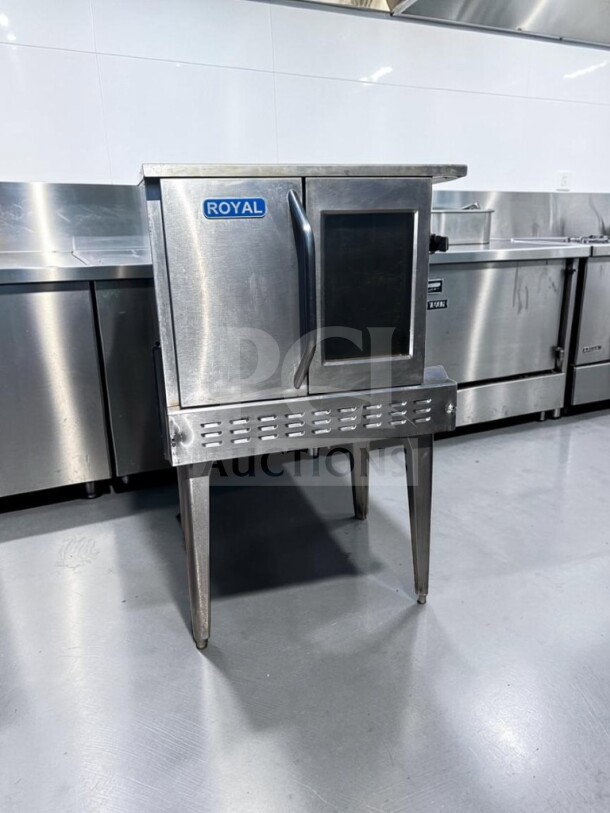 Royal Range RCOS-1 convection oven, stainless steel, natural gas, 70,000 BTU, 120V, UL/NSF listed, excellent condition.