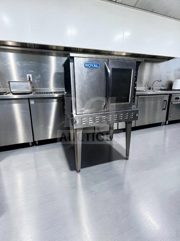 Royal Range RCOS-1 convection oven, single full-size, natural gas, 70,000 BTU, 120V, UL/NSF listed, excellent condition.