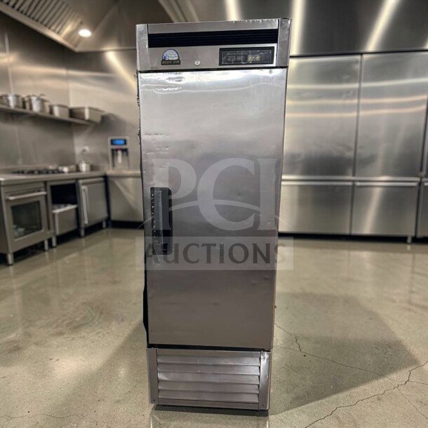 Blue Air BSR23-HC Refrigerator, 26" single section, stainless steel, 23 Cu. Ft., bottom mount, commercial grade, excellent condition.