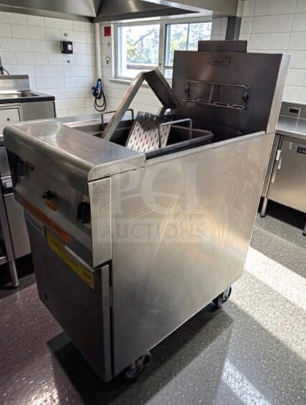 Frymaster GWCSC gas pasta cooker in outstanding condition, 15-gallon capacity, NSF/CSA listed, fully tested and operational.
