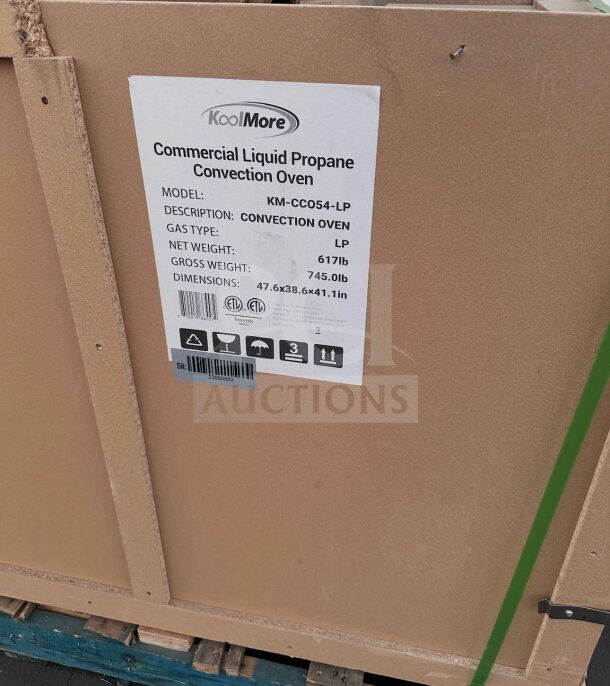 Brand new KoolMore KM-CCO54-LP commercial convection oven, liquid propane, double deck, pristine condition, dimensions 47.6x38.6x41.1in.
