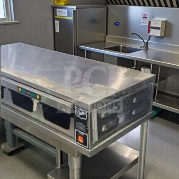Duke FWM3-14-208 stainless steel heated holding cabinet, fully tested, excellent condition, 208V, product code DUK-L-HOLD-0998.