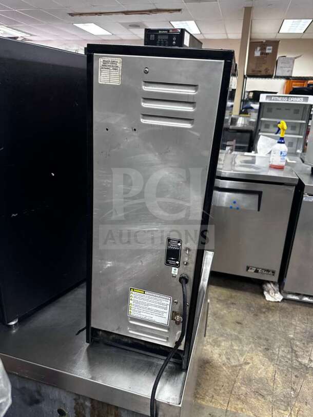 Wilbur Curtis PC-3D-10-01 cappuccino dispenser, 3 flavor stations, excellent condition, fully operational, 120V.