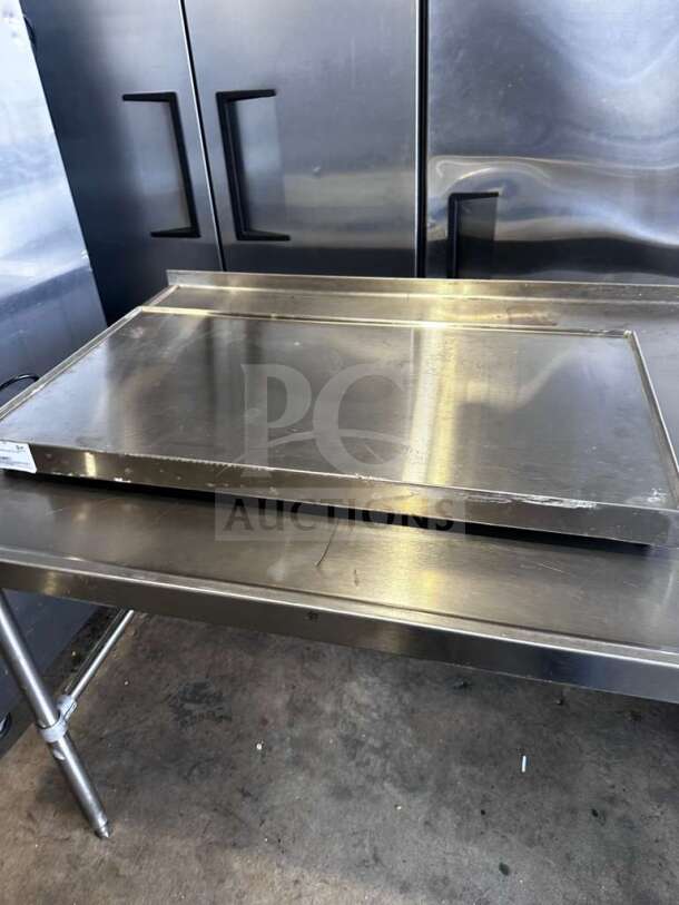 ServIt 423HSW2036, 36" stainless steel heated shelf warmer, 576W, UL/NSF listed, flawless condition, fully tested.