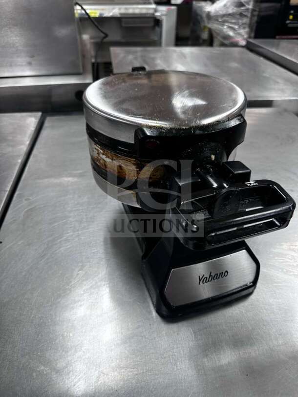 Yabano SW-290B rotating Belgian waffle maker, 1200W, 120V, ETL listed, tested and operational, in dependable condition.