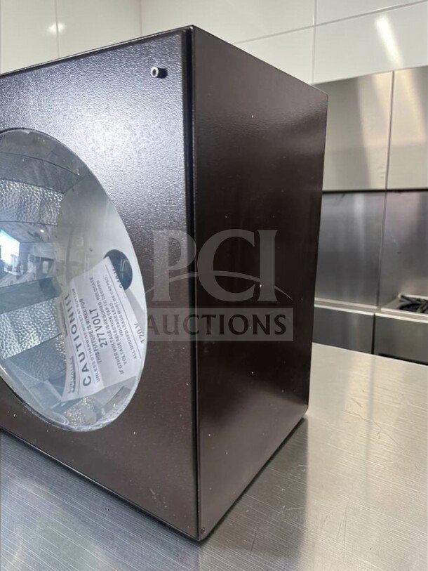 New Sun Valley Lighting 24x24 ceiling fixture, Architectural Reflector model, black finish, fully tested, 277V.