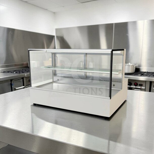Immaculate RPI VICD3-20-R-SQ-SC-CT refrigerated display case, glass merchandiser, 115V, commercial-grade, fully tested.