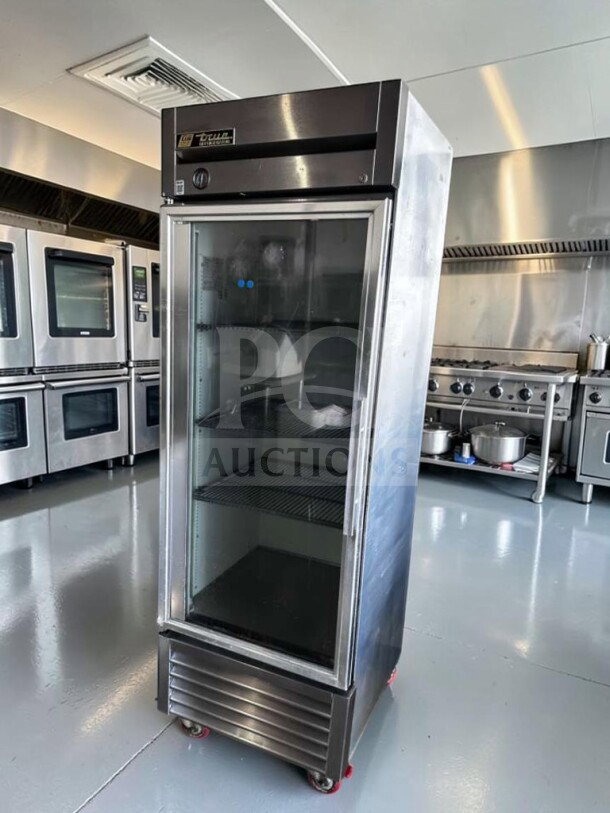 Flawless True T-23G-HC~FGD01 27" commercial reach-in refrigerator with glass door, 115V, fully tested, operational.
