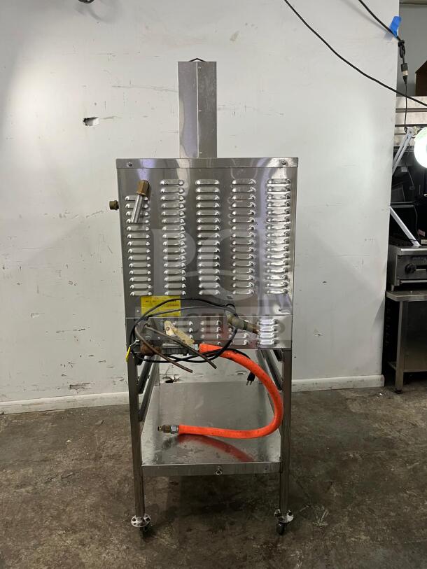 SOLARIS SX-5GR natural gas convection steamer with cooling racks, 42,000-47,000 BTU, robust build, slight wear visible.