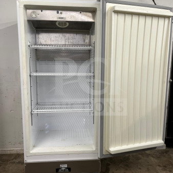 Arctic Air F22CWF 22 Cu.Ft commercial freezer, solid door, NSF certified, white interior, visible shelving, good used condition.