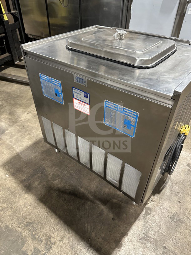 Taylor Model 16227 stainless steel soft serve ice cream machine, 208/230V, 1 Phase, SN: 016227BO69R, commercial-grade.
