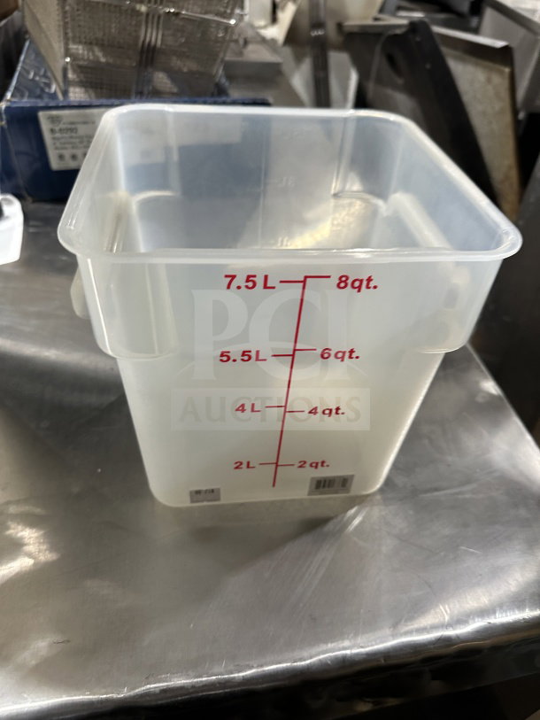 Clear 8 Qt polypropylene food storage container, square, with red measurement markings, excellent condition.