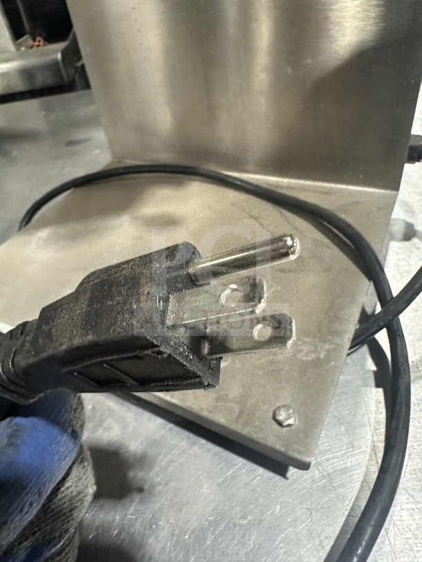 Prepline DM-B-21 stainless steel electric drink mixer plug detail. Model DMB21, SN: CK20210527018, 110-120V, clean condition.