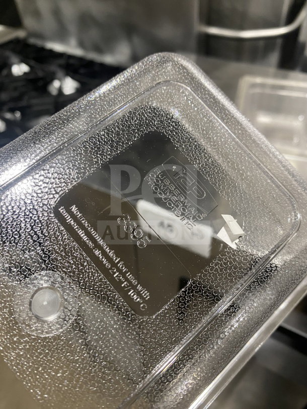Rubbermaid Commercial fourth size transparent food pan, model 339600, durable polypropylene, excellent condition.