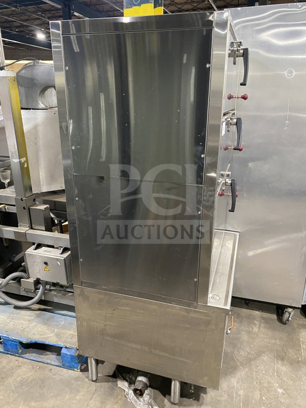 FlameMate ESC3NN stainless steel 3-compartment steam cabinet, natural gas, commercial use, on legs, in excellent condition.