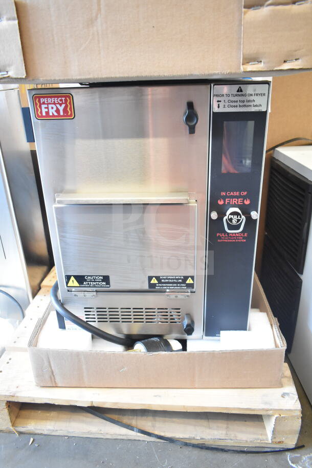 Brand new 2024 Perfect Fry PFC730 semi-automatic ventless countertop deep fryer, 240V, 3 phase, scratch and dent condition.