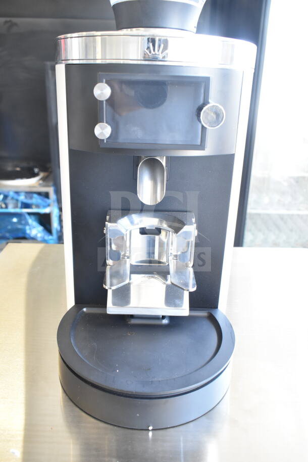 Brand new 2025 Mahlkonig E80W GBS 4 lb. white espresso grinder. Scratch and dent condition, 120V, 1 phase.
