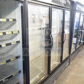 2016 True GDM-72F-HC Commercial 3 Door Reach In Freezer Merchandiser, tested and working, 115/208-230V, 1 phase.