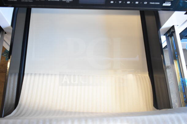 BRAND NEW KoolMore KM-MD-1SS 24" stainless-steel microwave drawer, 1.2 cu. ft., wall-mounted, flat bottom, scratch and dent.