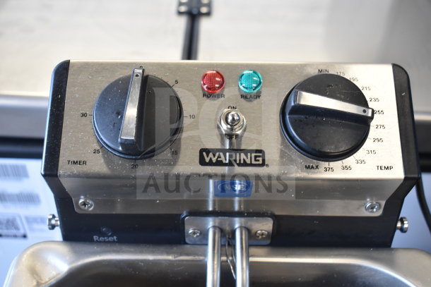 Brand new Waring WDF75RC commercial countertop deep fryer, 8.5 lb, 120V, 1 phase. Scratch and dent. Timer and temp controls.