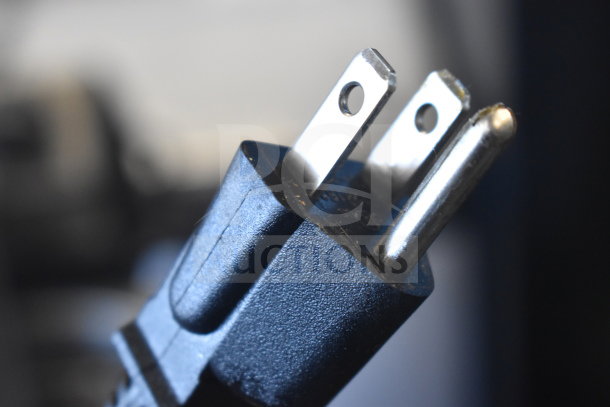 Close-up view of a power plug for the Waring WDF75RC commercial countertop deep fryer, 120 volts, 1 phase.