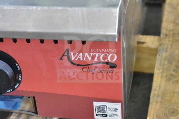 Avantco 177CAG60 Commercial 60" Gas Griddle, Chef Series, thermostatic controls, brand new, scratch and dent condition.