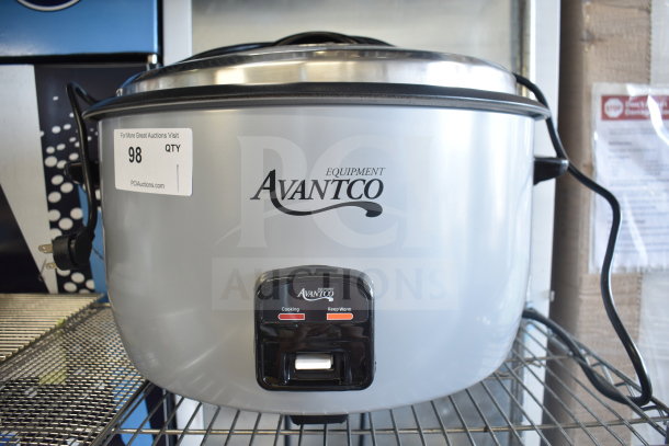 BRAND NEW Avantco 177RCB124 Electric Rice Cooker, 124 Cup, 240V, 1 Phase, scratch and dent, removable lid, on metal shelf.