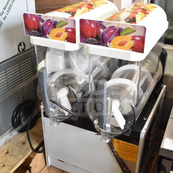 BRAND NEW SCRATCH AND DENT! XRJ15LX2 Commercial Countertop 2 Hopper Slushie Machine. 110 Volts, 1 Phase.