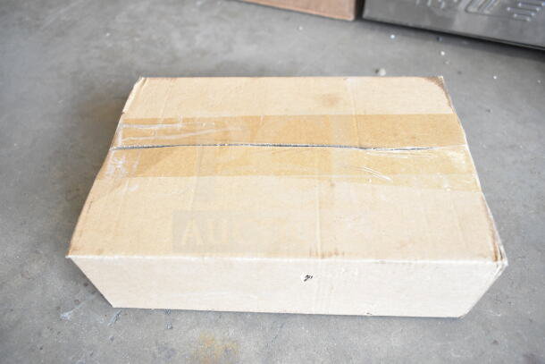 Cardboard box containing Brand New ServIt 423FFDS17 Stainless Steel Fry Dump Station, 17", 120V, minor exterior wear.