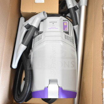 BRAND NEW SCRATCH AND DENT! ProTeam GoFit® 6 107788 8.0 Ah 6 Qt. Cordless Backpack Vacuum with 107532 ProBlade Hard Surface and Carpet Kit