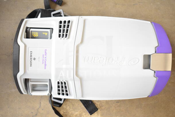 Brand new ProTeam GoFit® 6 Qt cordless backpack vacuum, model 107784, with ProBlade kit. 4.0 Ah battery visible, minor scratches.