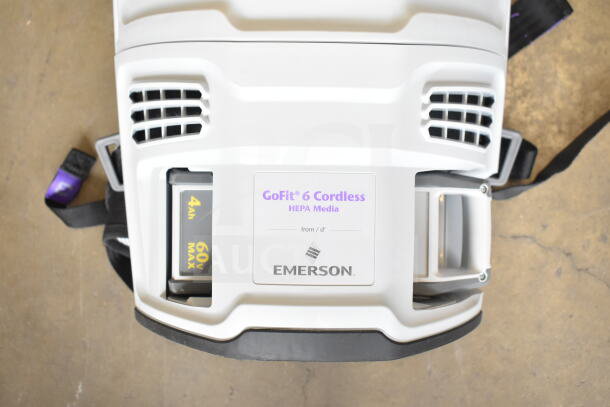 BRAND NEW ProTeam GoFit® 6 cordless backpack vacuum, 6 Qt., 4.0 Ah, with ProBlade Kit, slight scratch and dent.