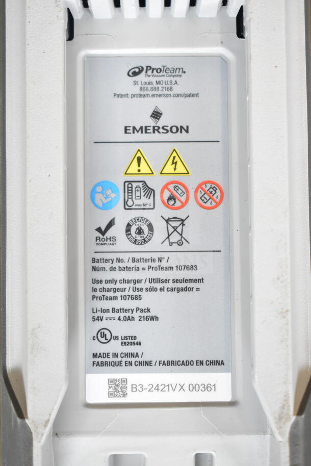 BRAND NEW ProTeam GoFit® 6 Qt. Cordless Backpack Vacuum, 4.0 Ah, ProBlade Kit, scratch and dent, label: battery info.