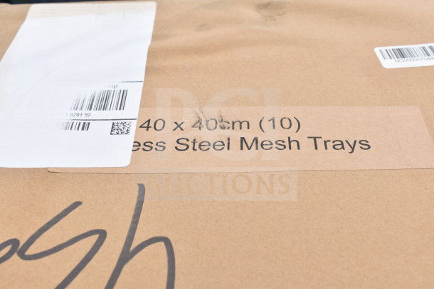 Pack of 50 new stainless steel mesh tray racks with scratch and dent marks. Includes label reading "40 x 40cm (10)."