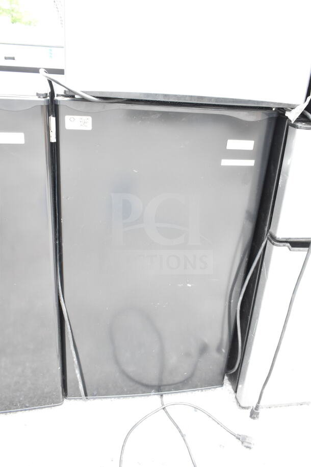 Five mini coolers, brands include Galanz and Igloo, 115 volts, 1 phase. Each bid equals five units.